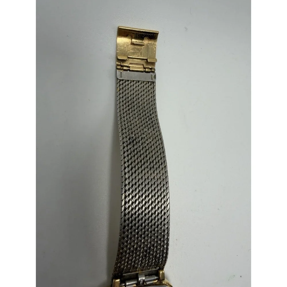 Pulsar Y100-5179 New Battery Mens Watch 26MM 8.5